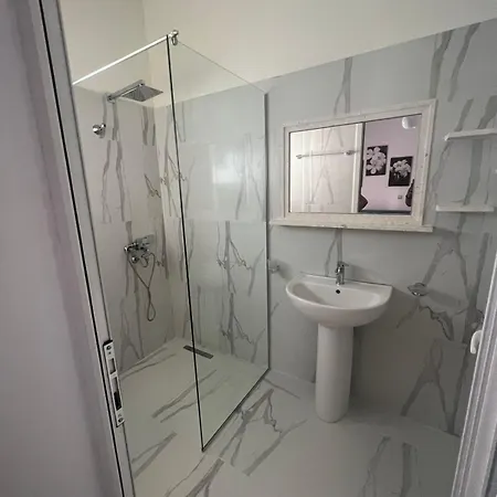 Apartment Zoto *
